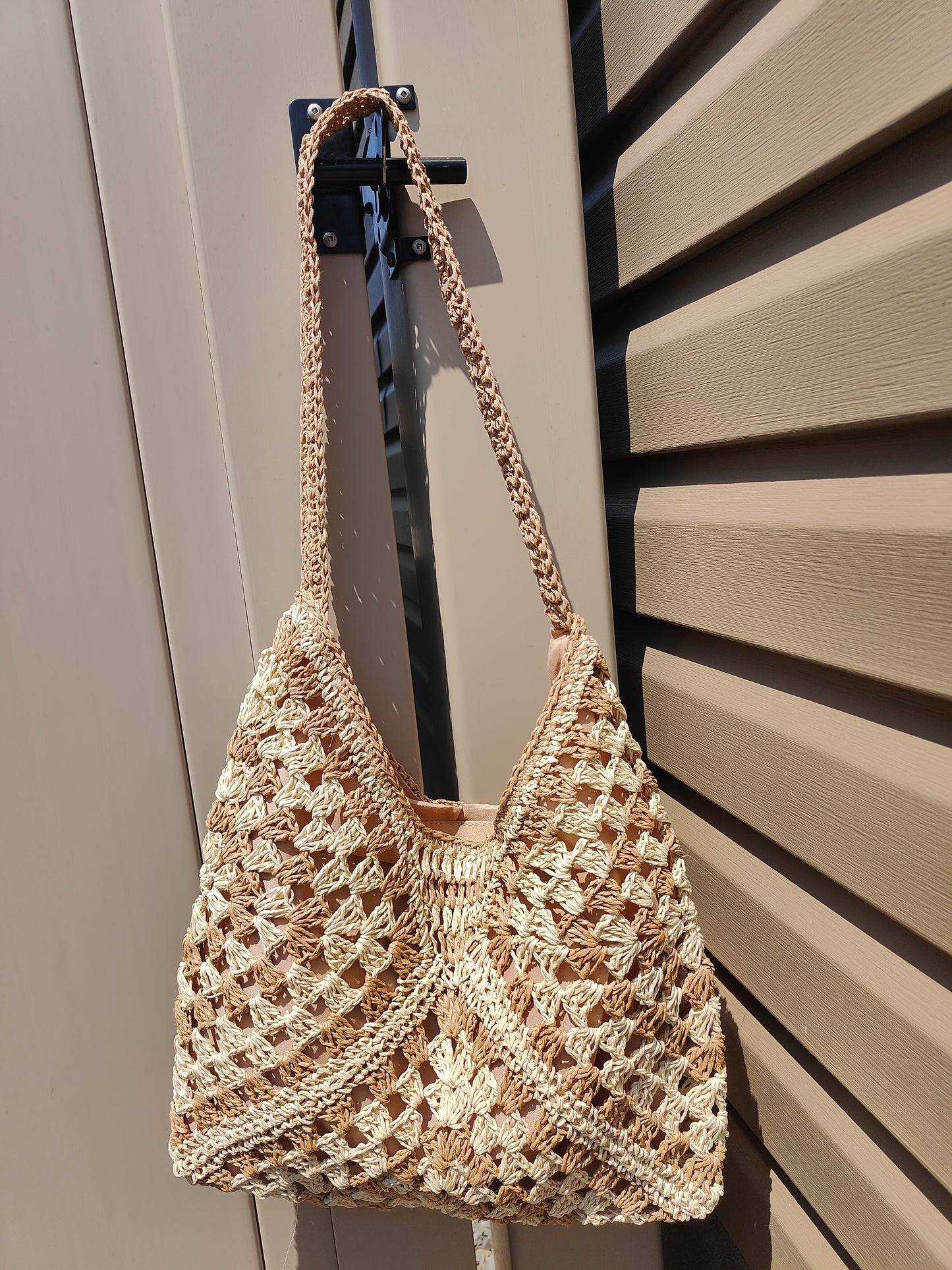 Boho-Chic Seagrass Shoulder Bag